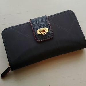 Vera Bradley Black Preppy Poly Wallet